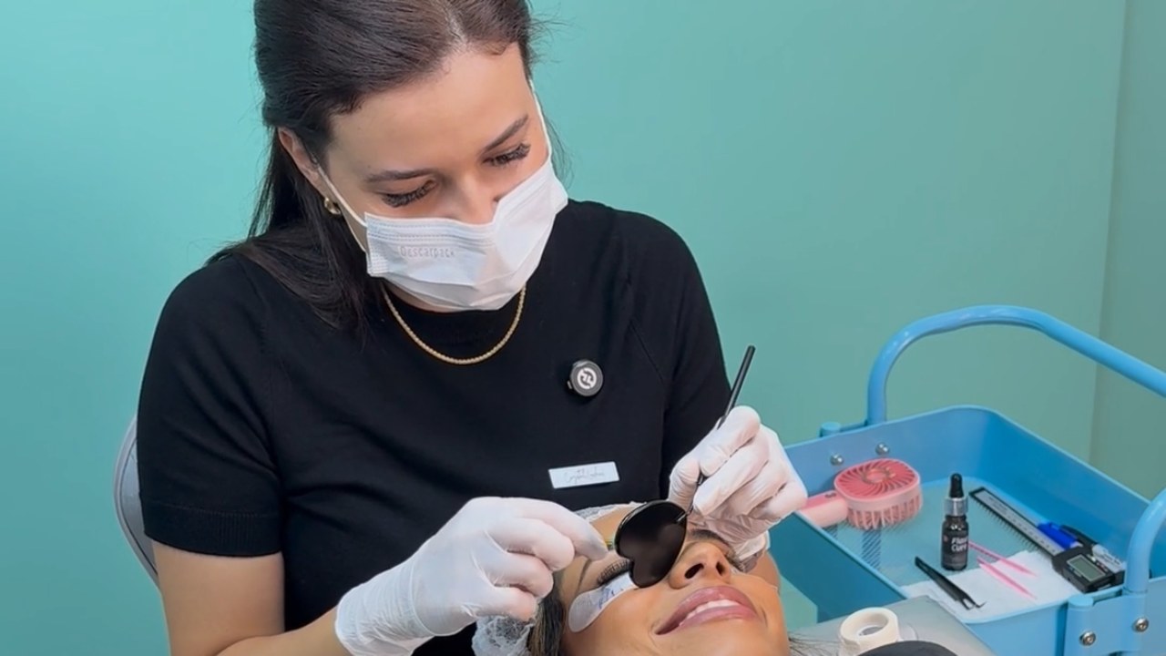 Tenho alergia: posso fazer extensão de cílios?